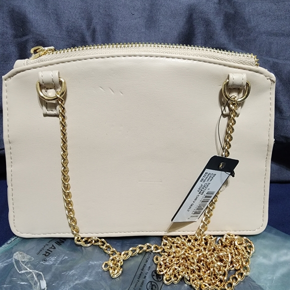 SOLD Guess mini bag - Picture 5 of 6